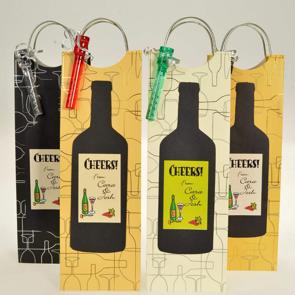 Four wine bags with handle personalized by Fun with Pads